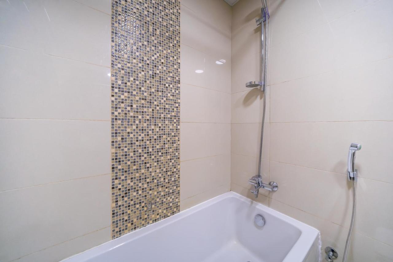 Luton - Marina, Continental Tower Apartment